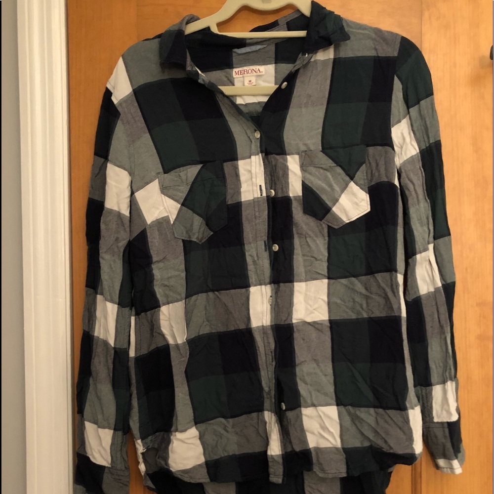 Plaid top